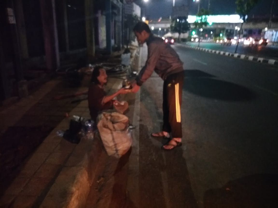 Homeless Sharing #6 thumb 9