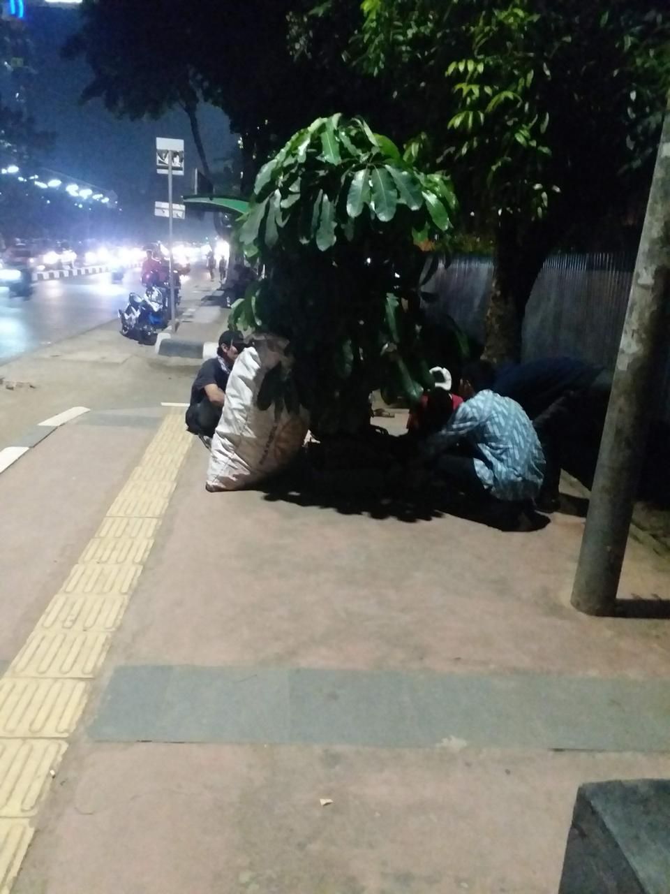 Homeless Sharing #3 thumb 2