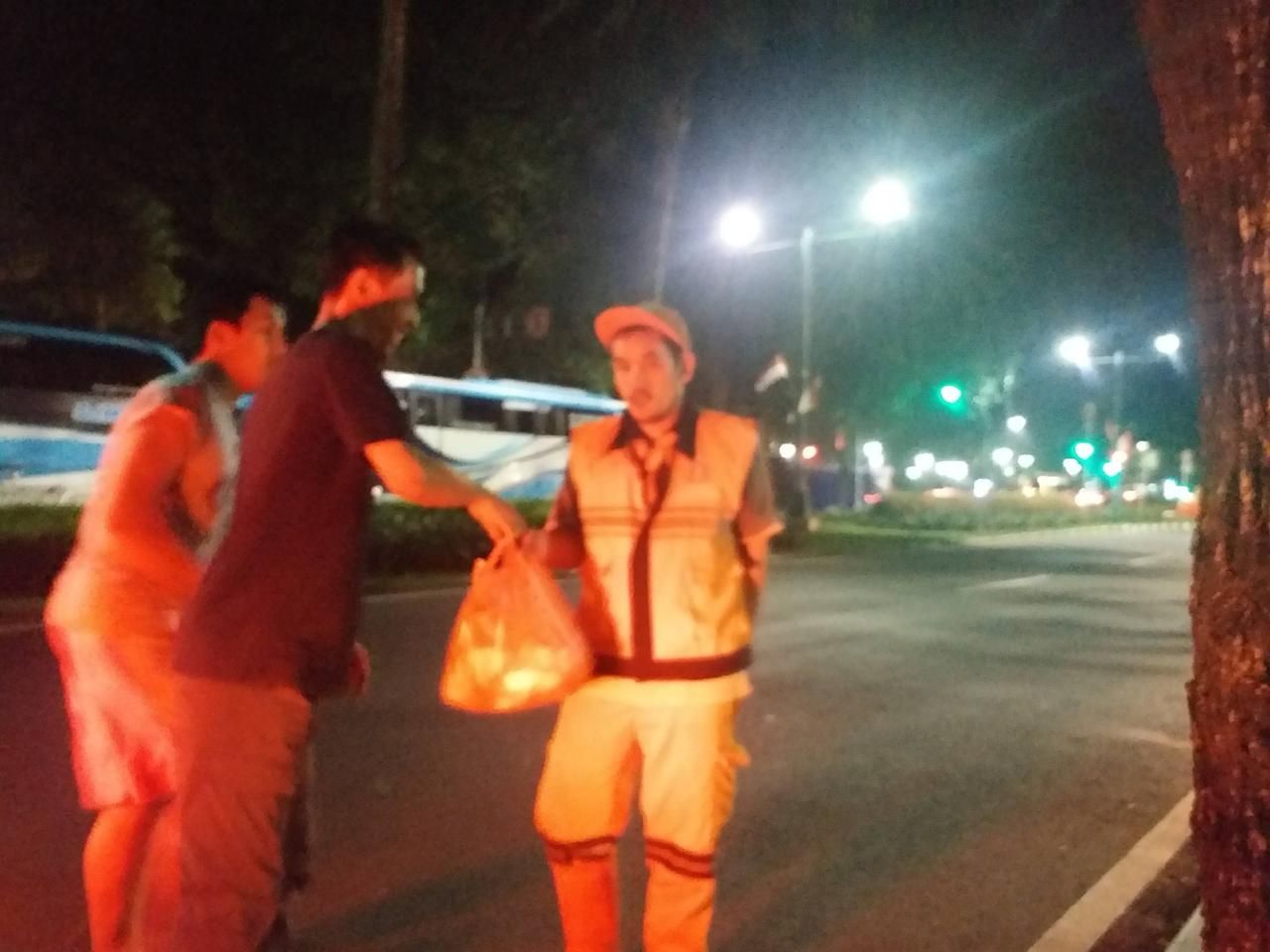 Homeless Sharing #3 thumb 7
